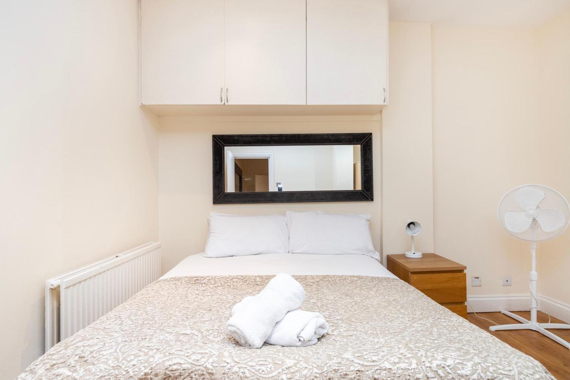Hyde Park Rooms & Apartments London Bagian luar foto