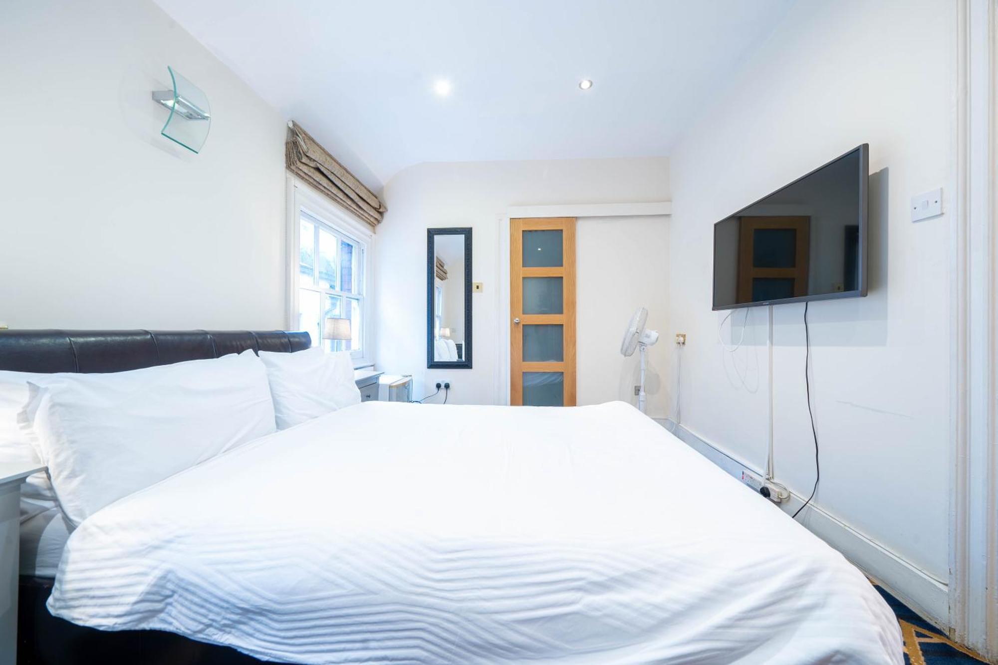 Hyde Park Rooms & Apartments London Bagian luar foto